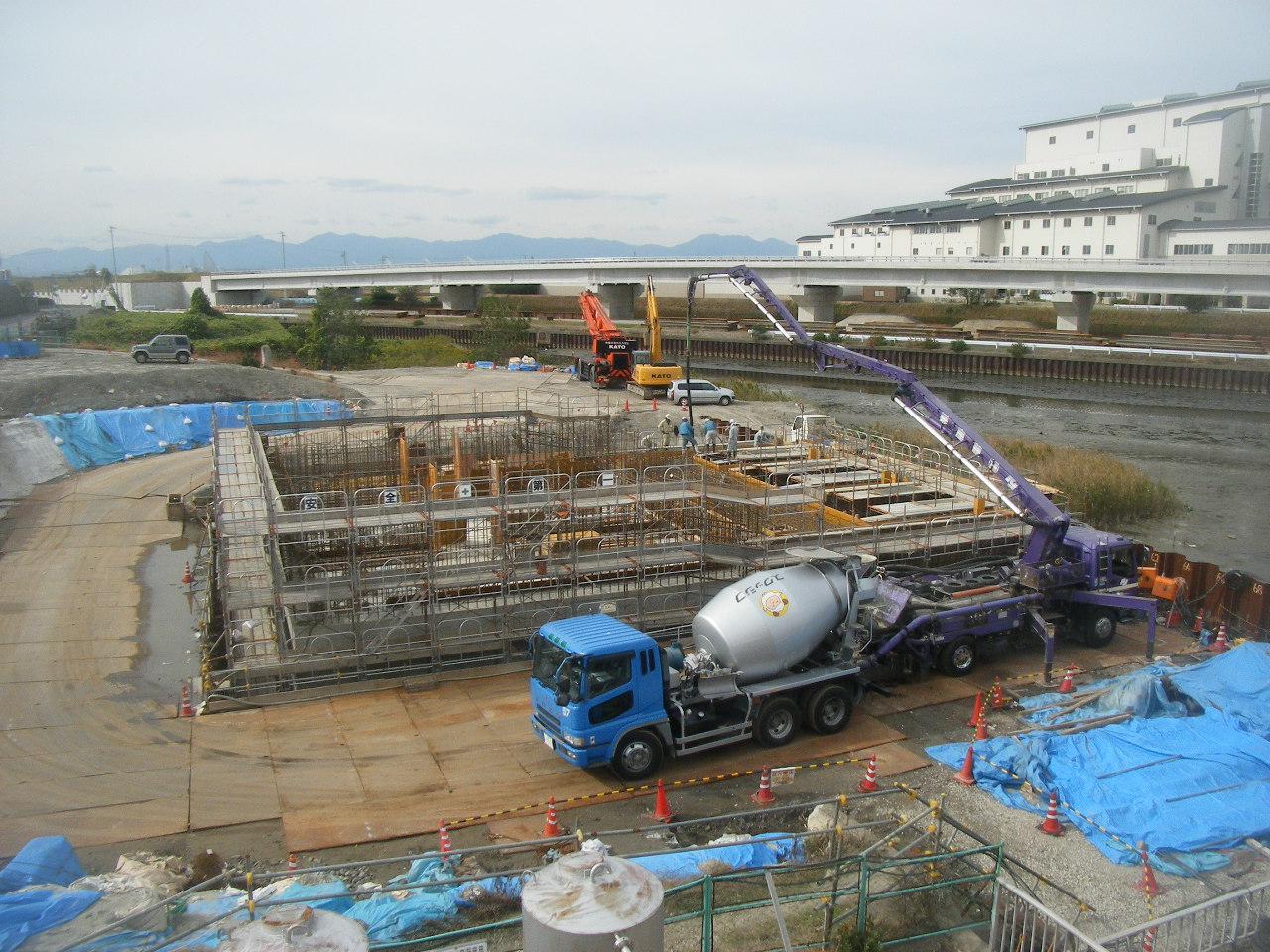 海部建設株式会社の優良工事表彰（たん水防除事業 鍋田２期地区 鍋田南部排水機場その３工事）