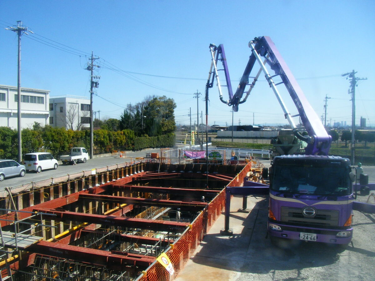 海部建設株式会社の農業農村整備工事(たん水防除事業 新十三沖永地区 越津排水機場その3工事)