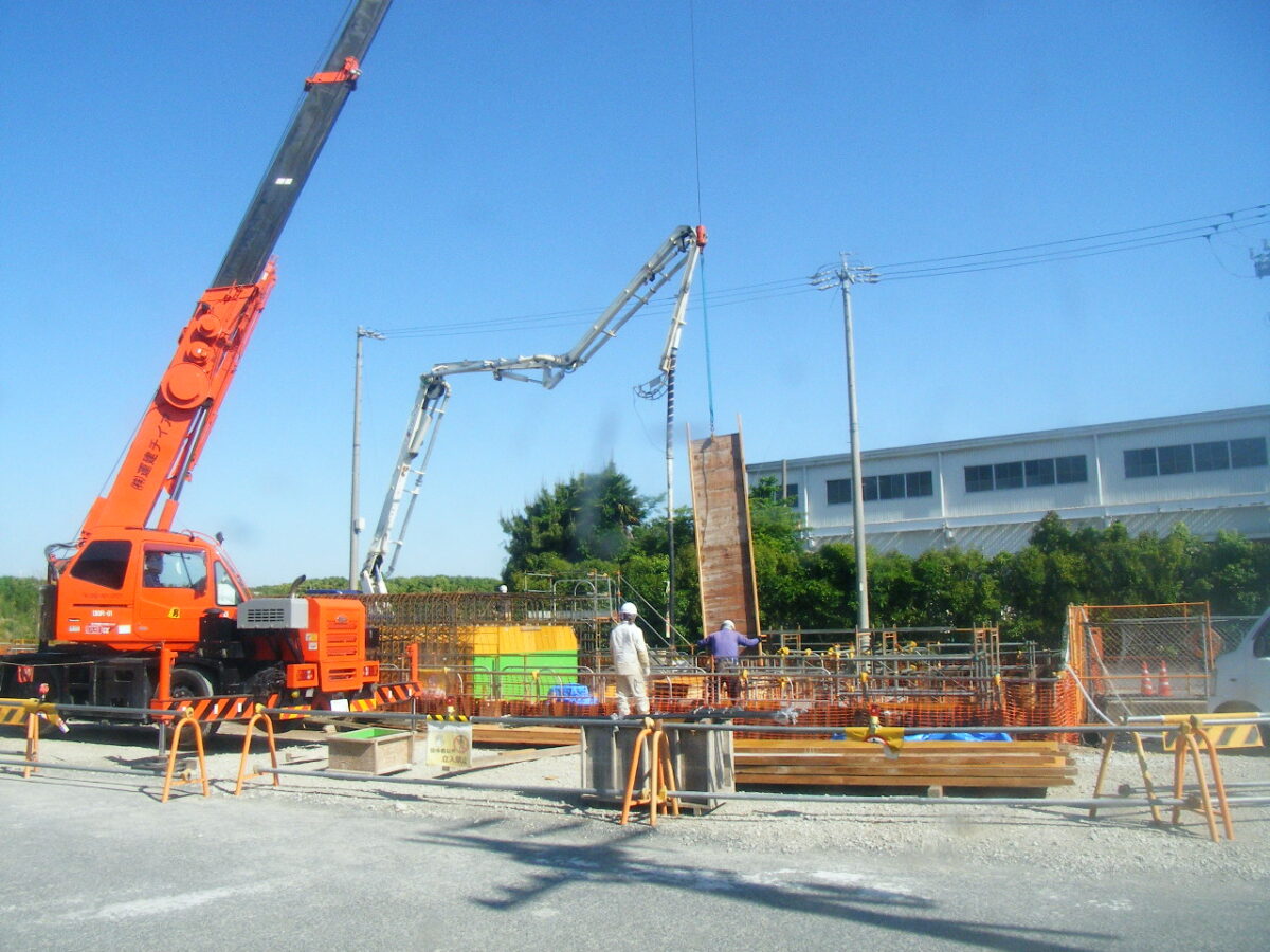 海部建設株式会社の農業農村整備工事(たん水防除事業 新十三沖永地区 越津排水機場その3工事)