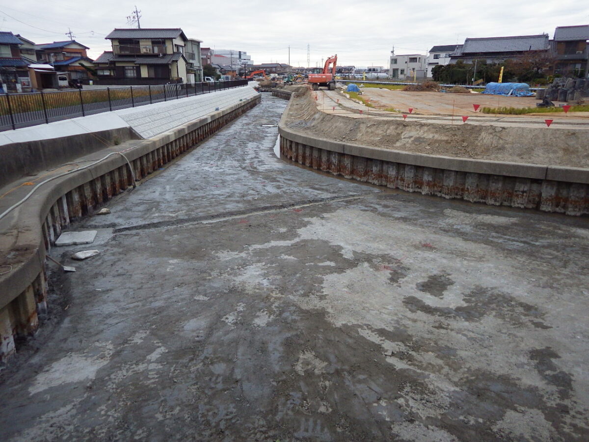 海部建設株式会社の農業農村整備工事（水環境整備事業 佐屋中部地区その５工事）