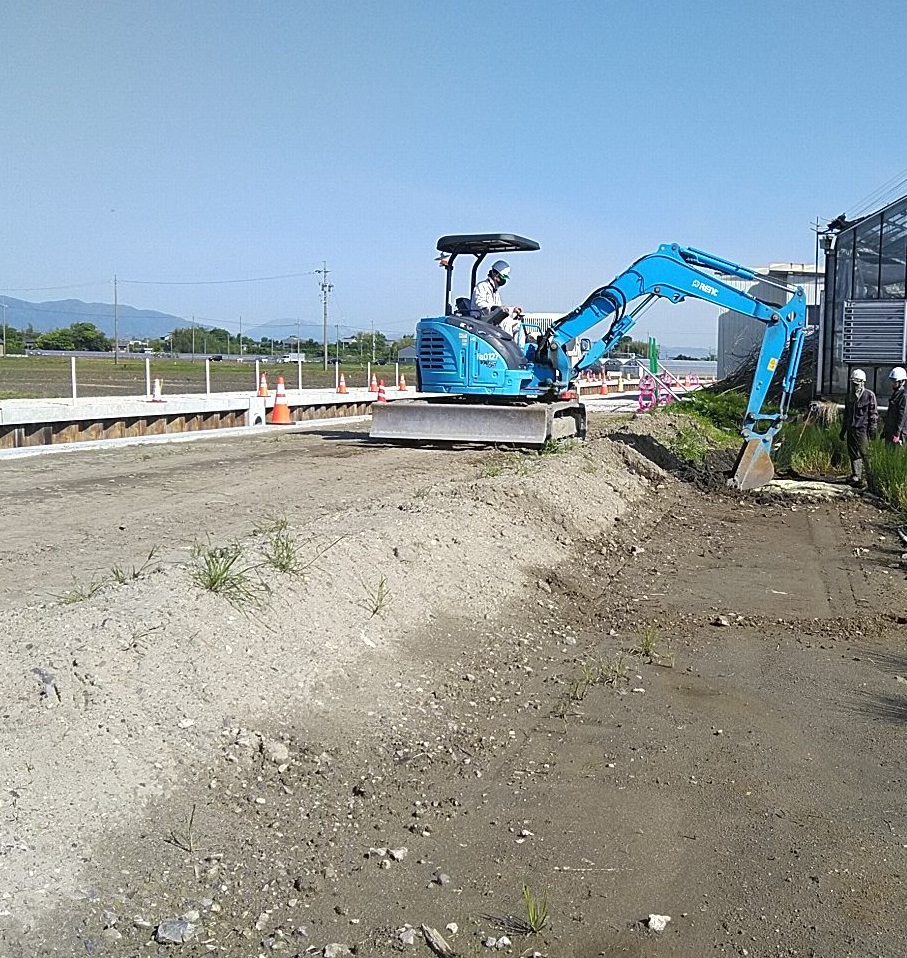 海部建設株式会社の農業農村整備工事(地盤沈下対策事業 鵜戸川北部地区 その6工事)