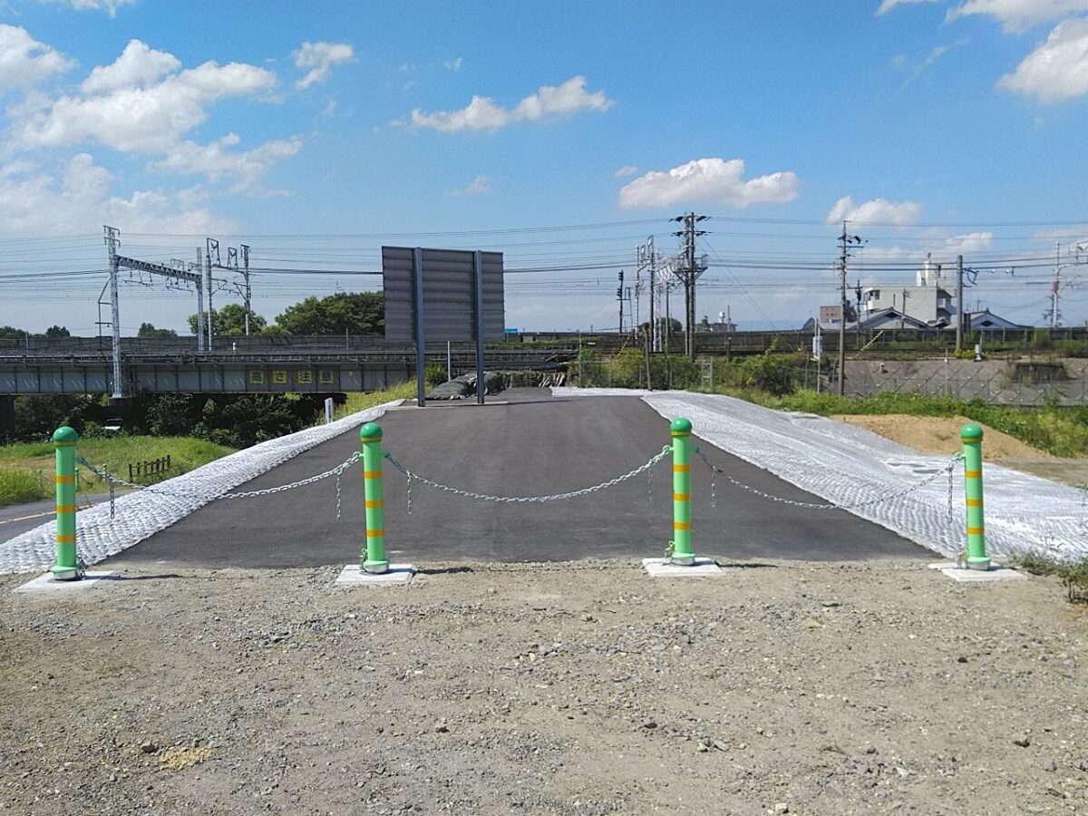 海部建設株式会社の河川/海岸工事（令和元年度 庄内川堤防耐震工事）