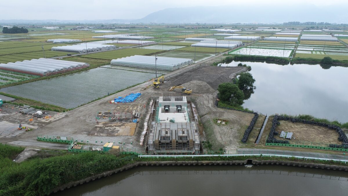 海部建設株式会社の農業農村整備工事（たん水防除事業 新立田輪中地区 北部排水機場 機場工及び送水路工その2工事）