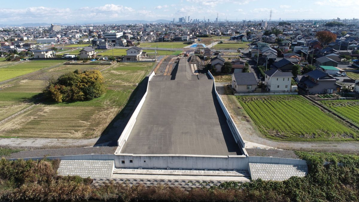 海部建設株式会社の道路工事(道路改良工事(七宝工区)(5の3号工)(週休2日・環境整備)(R5国補正))